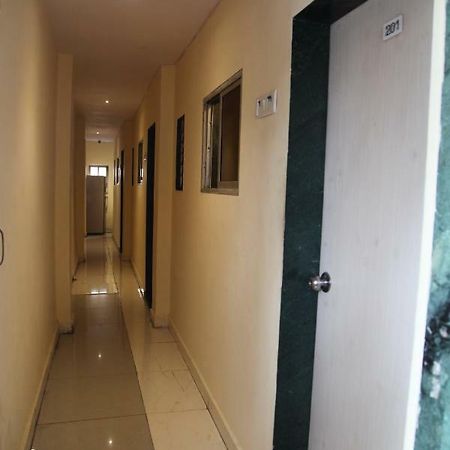 Omega Residency Hotel Mumbai Exterior photo