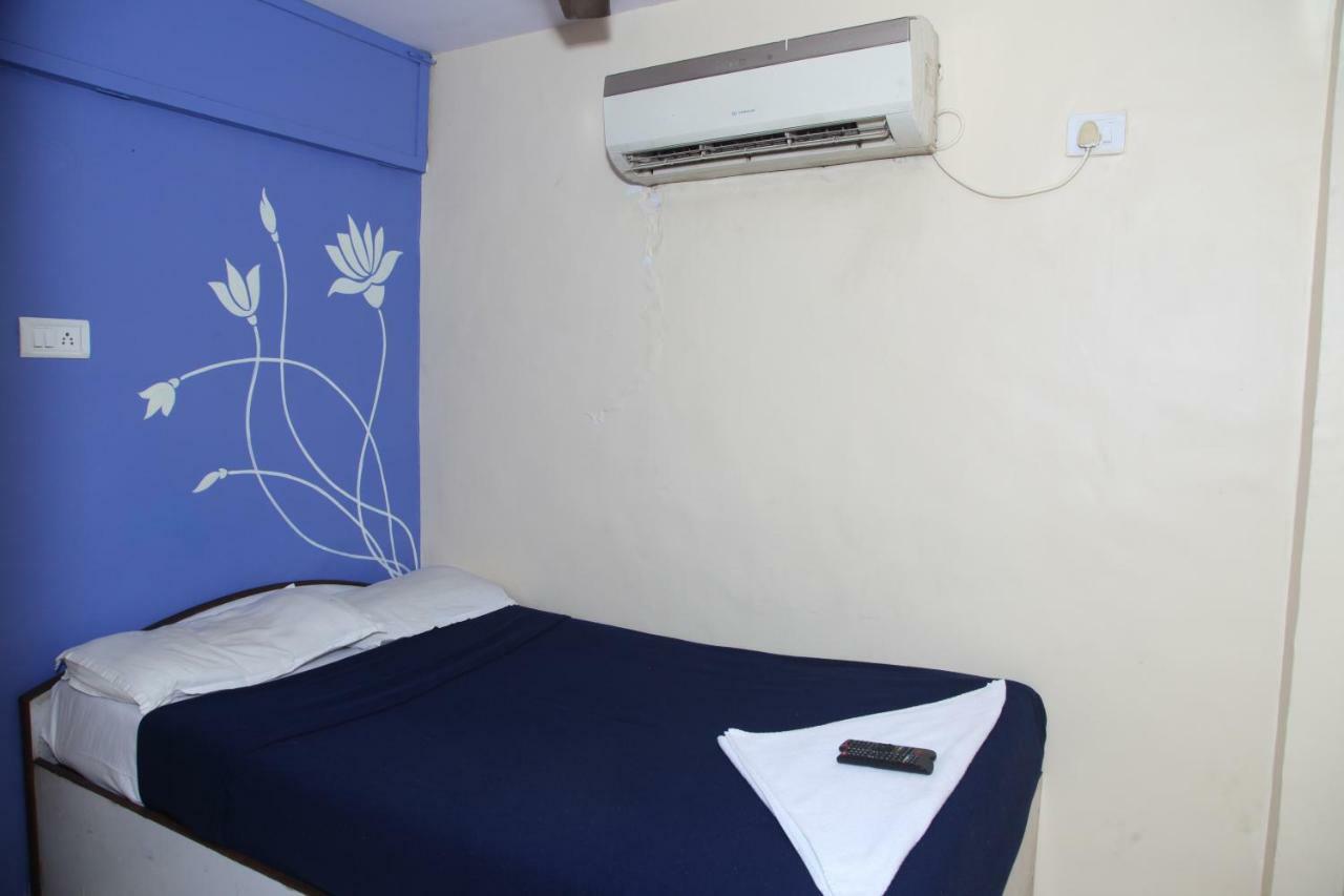Omega Residency Hotel Mumbai Exterior photo