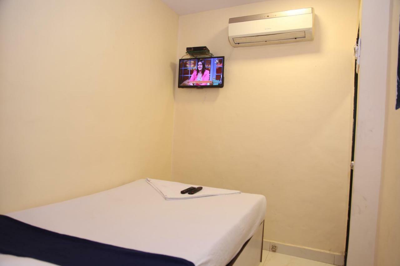 Omega Residency Hotel Mumbai Exterior photo